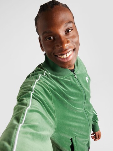 Veste de survêtement Nike Sportswear en vert