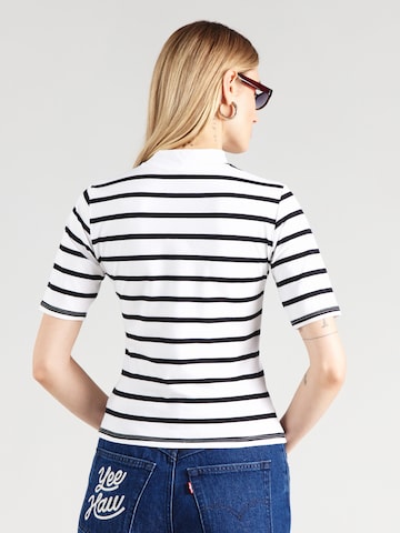 Tricou 'Lenni' de la ABOUT YOU pe negru