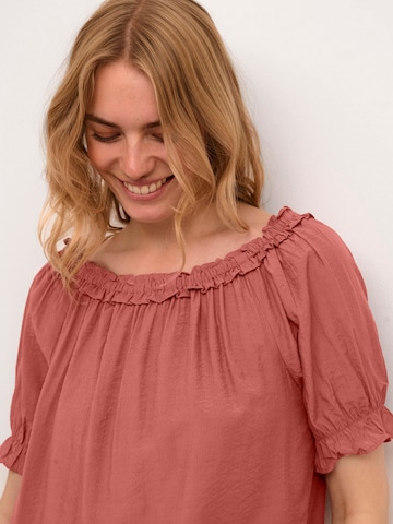 Cream Bluse in Rot