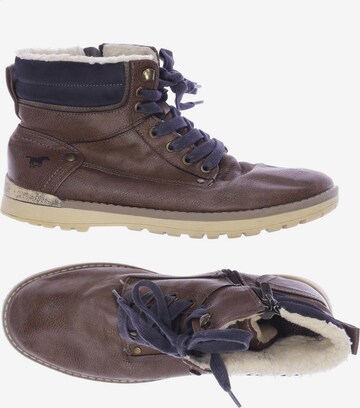 MUSTANG Sneakers & Trainers in 40 in Brown: front