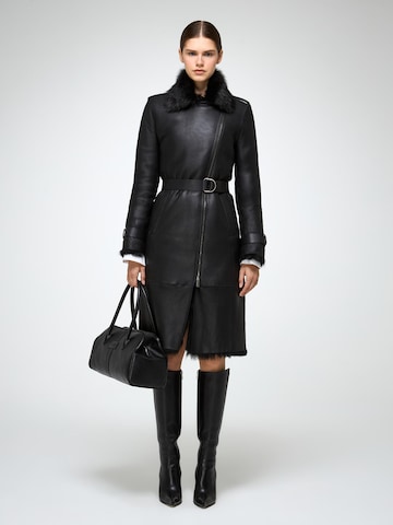 V S P Vinterfrakke 'Lyza' i sort