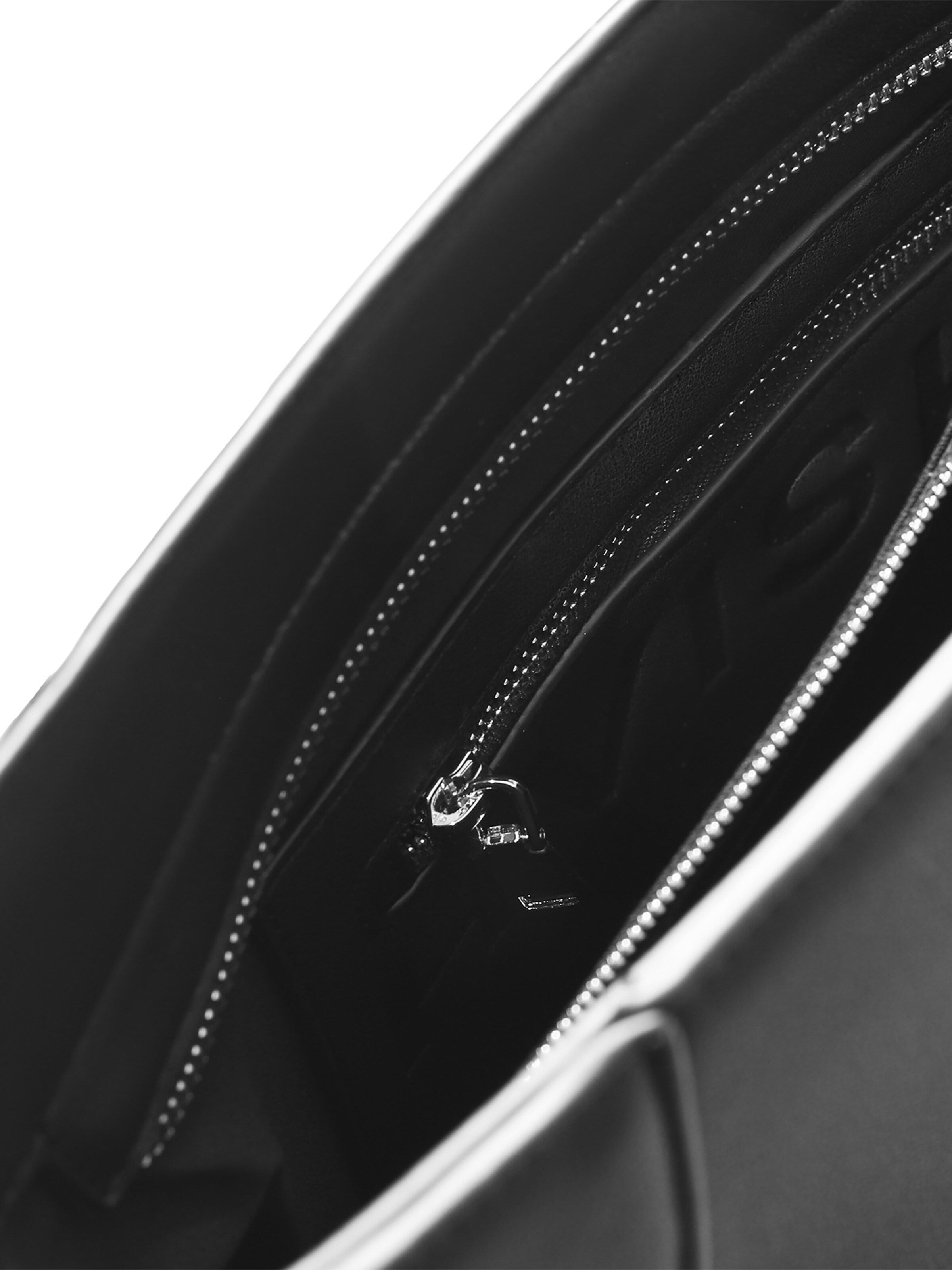 Frauen Taschen & Rucksäcke HVISK Umhängetasche in Schwarz - BL75191 Frauen Taschen & Rucksäcke HVISK Umhängetasche in Schwarz - BL75191