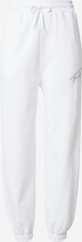 Tommy Jeans Pants in White: front