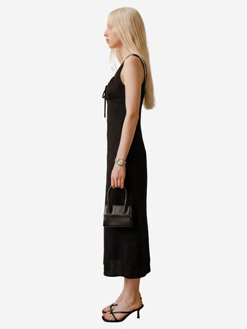 Robe My fashion en noir