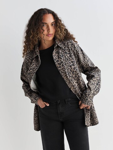 Next Bluse in Braun: Vorderseite