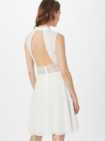 Vera Mont Φόρεμα σε λευκό