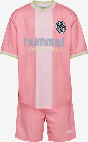 Hummel Trainingspak in Roze: voorkant