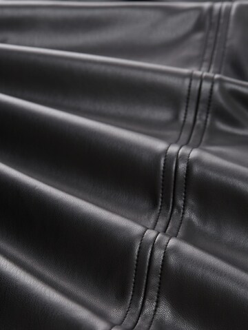 Tom Tailor Women + Loosefit Hose in Schwarz