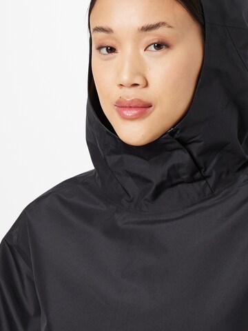 Veste de sport NIKE en noir