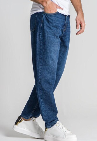 Regular Jean Gianni Kavanagh en bleu