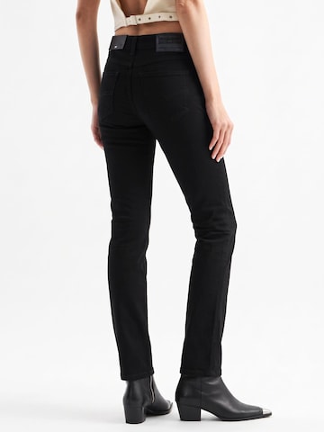 Coupe slim Jean 'D-SANDY' DIESEL en noir