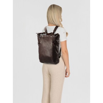 Harold's Backpack 'Submarine City' in Brown: front