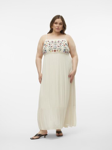 Vero Moda Curve Kjole 'SINA ' i beige