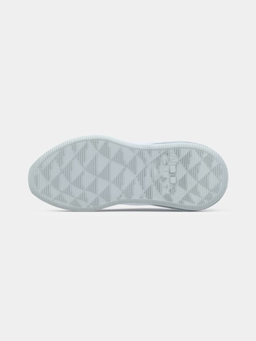 Scarpa sportiva 'Bella 7' di NIKE in bianco