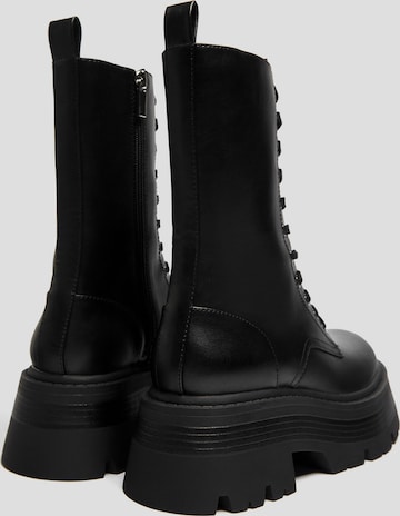 Pull&Bear Stiefel in Schwarz