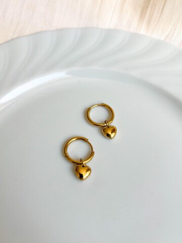 Kamakula Earrings 'Heart Charm' in Gold