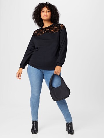 Sweat-shirt 'ONCCatalina' ONLY Curve en noir