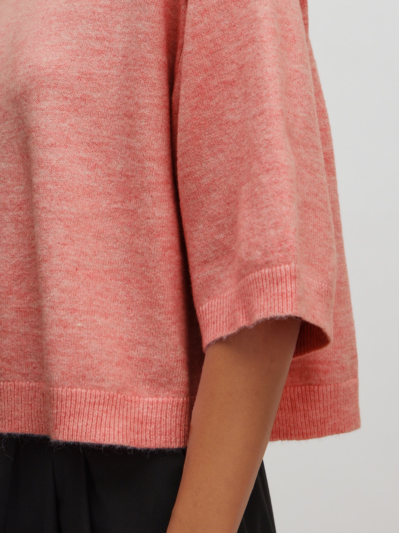 EDITED Trui 'Birla' Pitaja roze