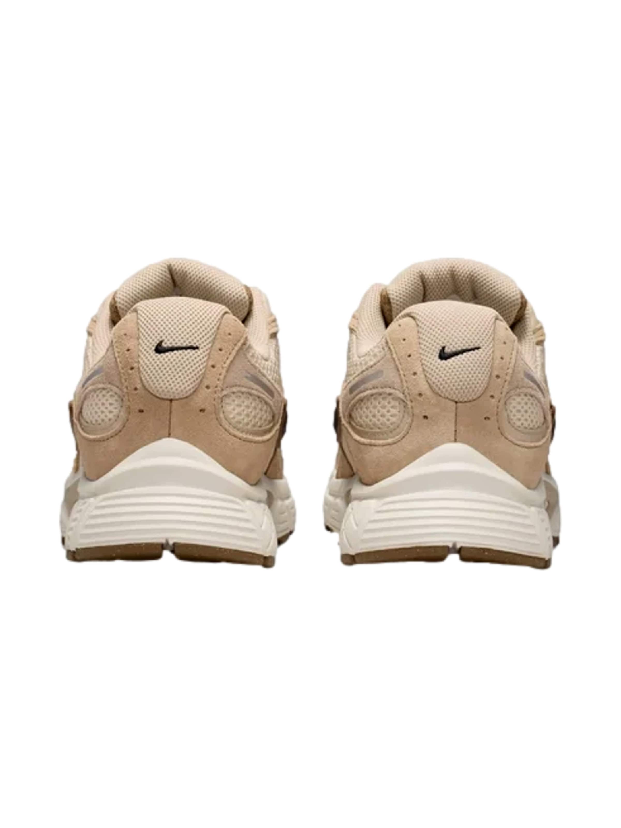 NIKE Sneakersy niskie 'V5 RNR SUEDE' w kolorze brązowy