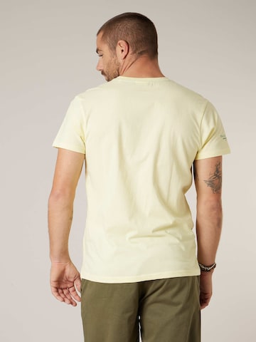 T-Shirt ' JUNGLE ' Deeluxe en jaune