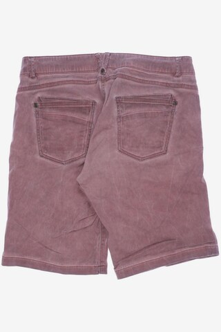 s.Oliver Shorts in M in Red