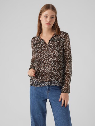 Camicia da donna 'MILLA' di VERO MODA in beige: frontale