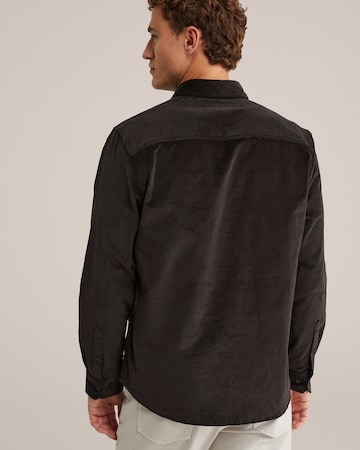 Regular fit Camicia di WE Fashion in marrone