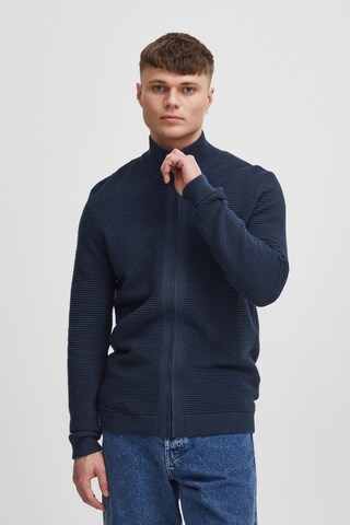 !Solid Strickjacke in Blau: Vorderseite