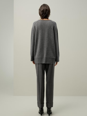 Lilysilk - Jersey 'Bootneck-Pullover aus gebürstetem Kaschmir' en gris