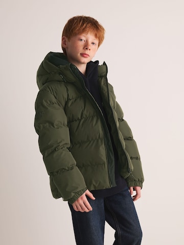 Superdry & Co Talvitakki värissä vihreä