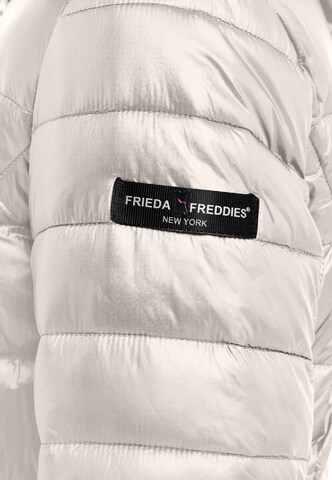 Frieda & Freddies NY Winter Coat in Beige