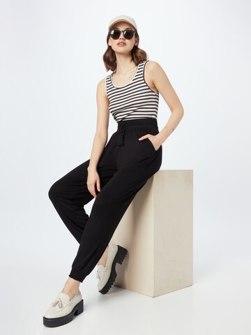 Effilé Pantalon 'Femke' ZABAIONE en noir