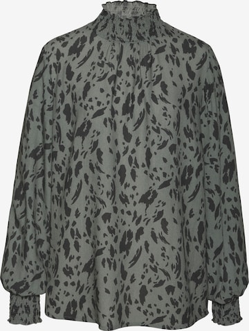 LASCANA Blouse in Green: front