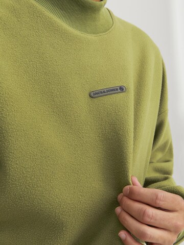 JACK & JONES Sweatshirt in Groen