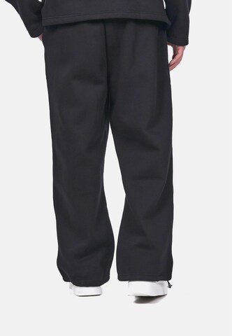 Dropsize Loose fit Trousers in Black