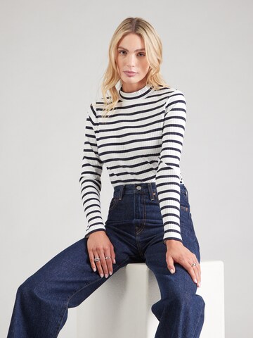 T-shirt s.Oliver en blanc : devant
