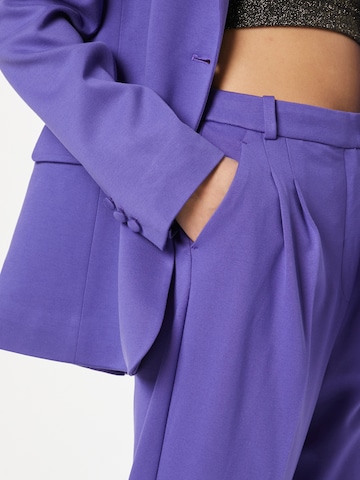 Designers Remix Loose fit Pleat-Front Pants 'Zoe' in Purple