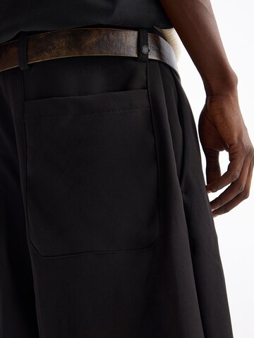 Pull&Bear Wide leg Pleat-front trousers in Black