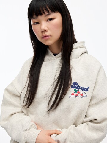 Sweat-shirt 'STWD PIZZA' Pull&Bear en gris