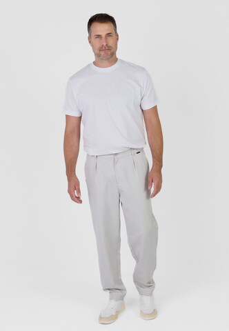 Kleinigkeit Normální Kalhoty se sklady v pase 'Amadeus' – bílá: přední strana