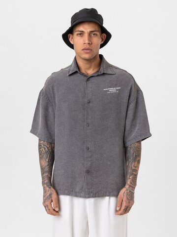 Regular fit Camicia di Dandalo in grigio: frontale