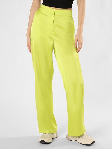 Regular Pantalon Marie Lund en vert : devant