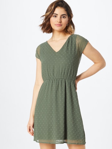 Robe 'Kirsten' ABOUT YOU en vert : devant