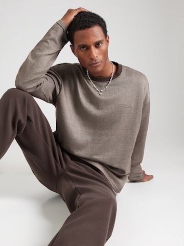 Pegador Свитер 'Stams' в Коричневый: спереди