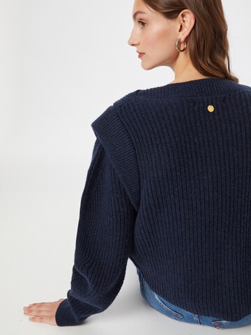 Freebird Sweater in Blue