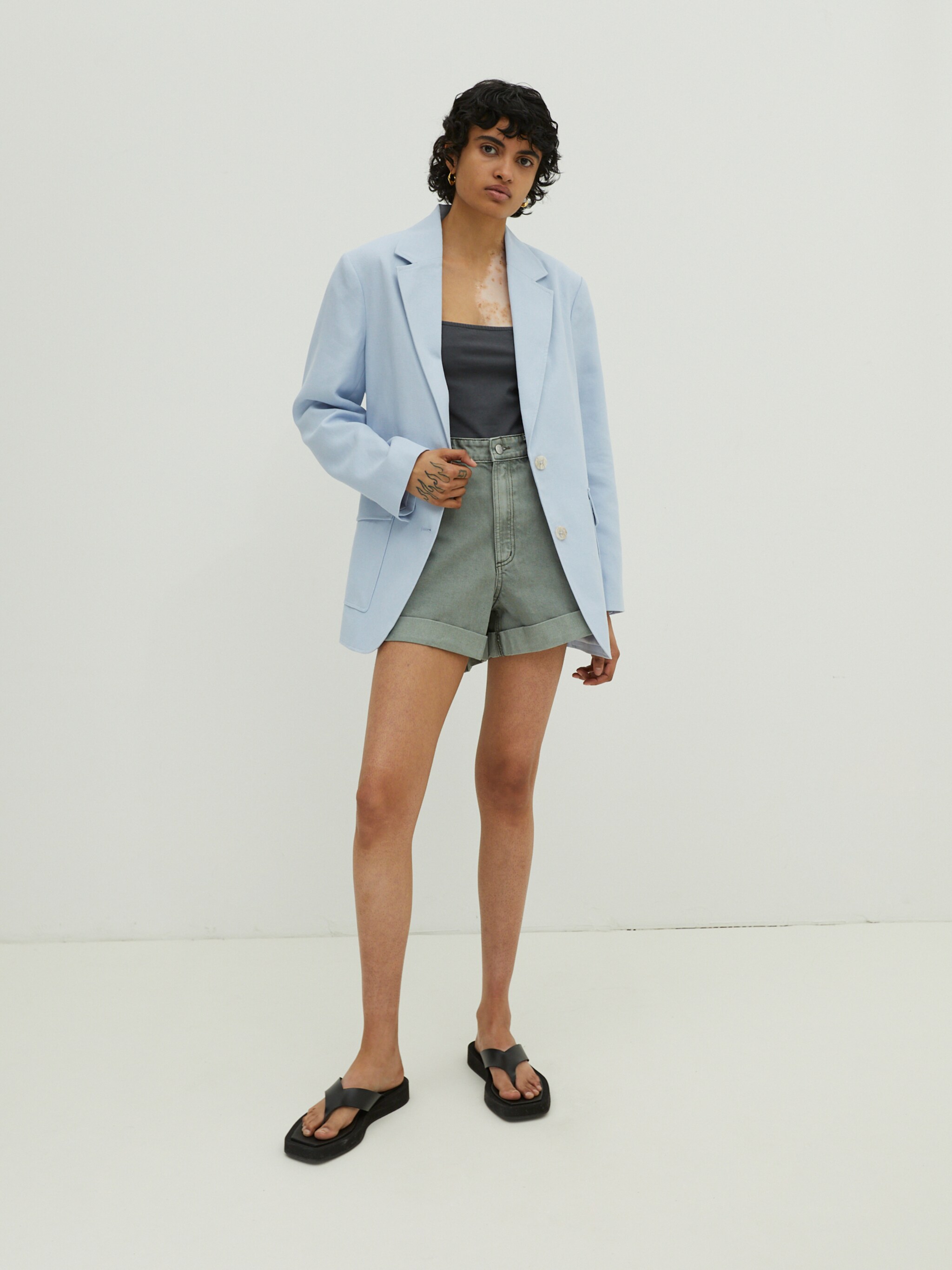 EDITED Producten Shirt body 'Jayda' Antraciet