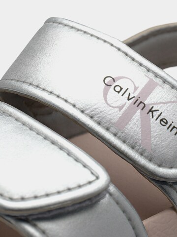 Calvin Klein Jeans Szandálok 'NICO' - ezüst