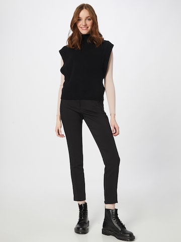 MORE & MORE Slimfit Kalhoty – černá