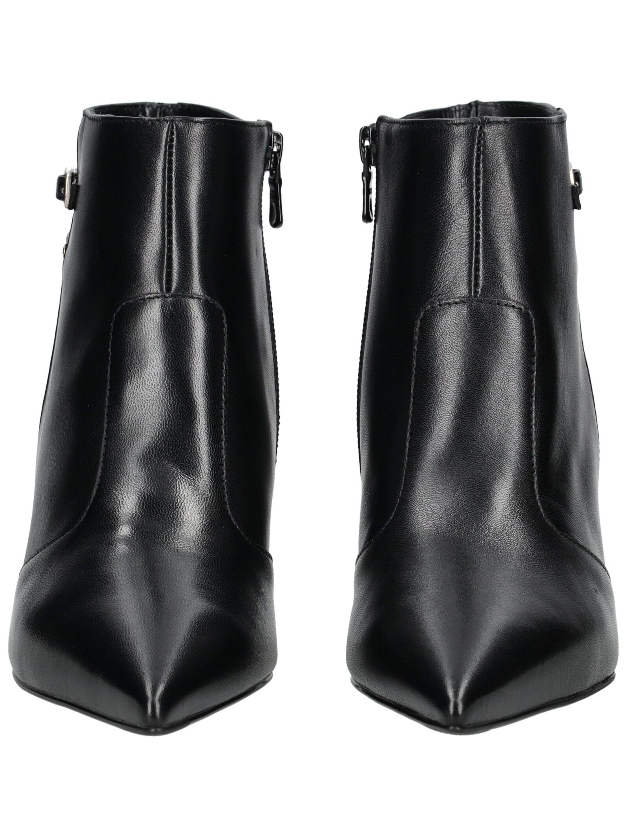 Nero Giardini Bootie in Black