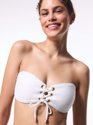Bandeau Hauts de bikini Penti en blanc